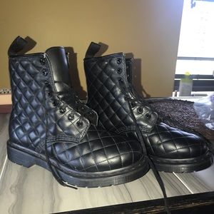 Dr Martens